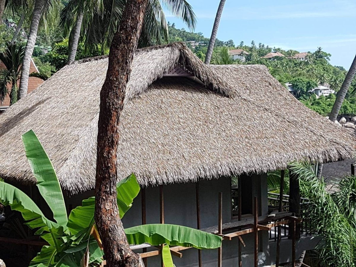 Villa avec une toiture exotique synthétique Asian Reed - Boutique Palmex