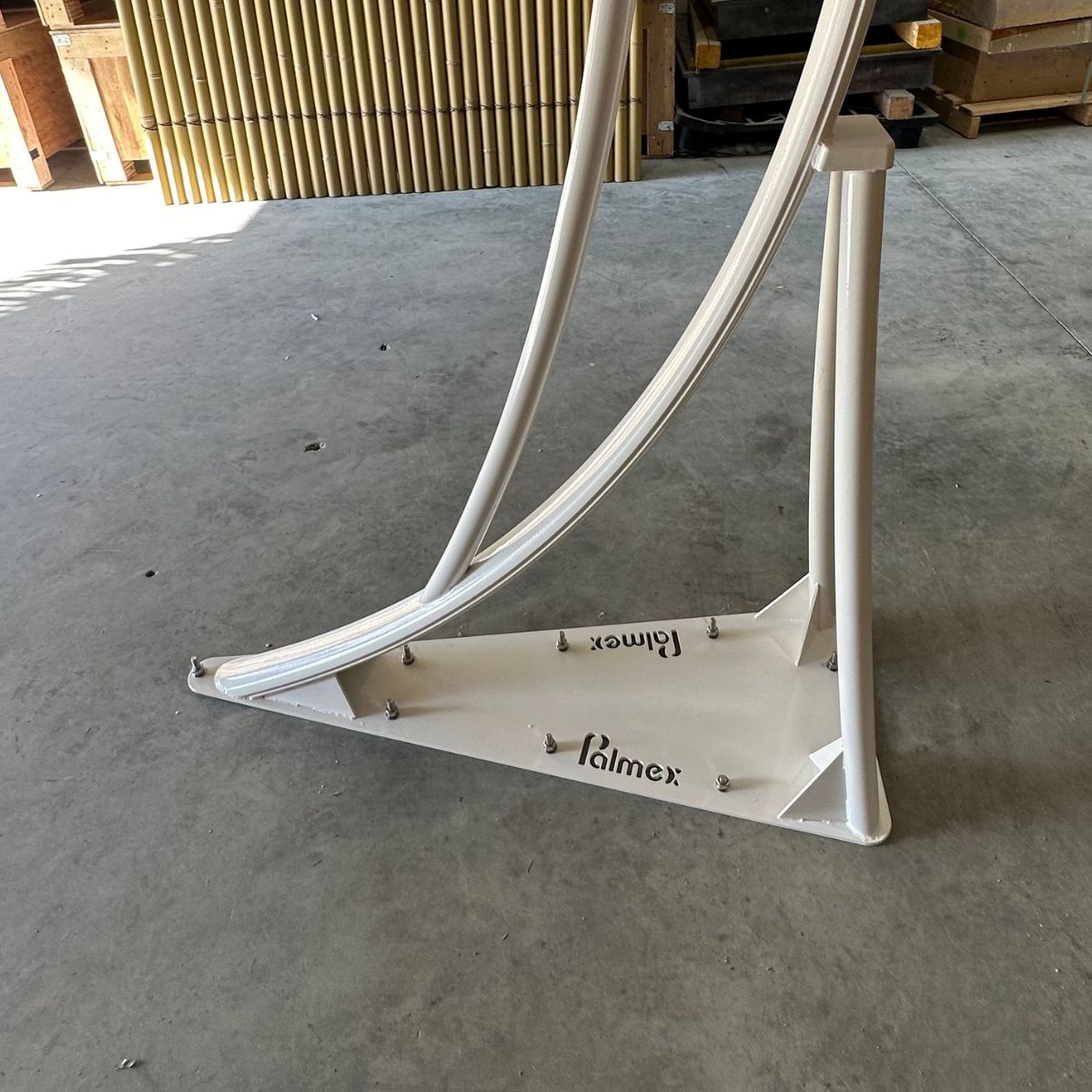 Luxurious curved Umbrella