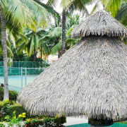 Toiture en feuilles de palme synthétique Palmita de couleur grise, imitant la toiture naturelle - Boutique Palmex
