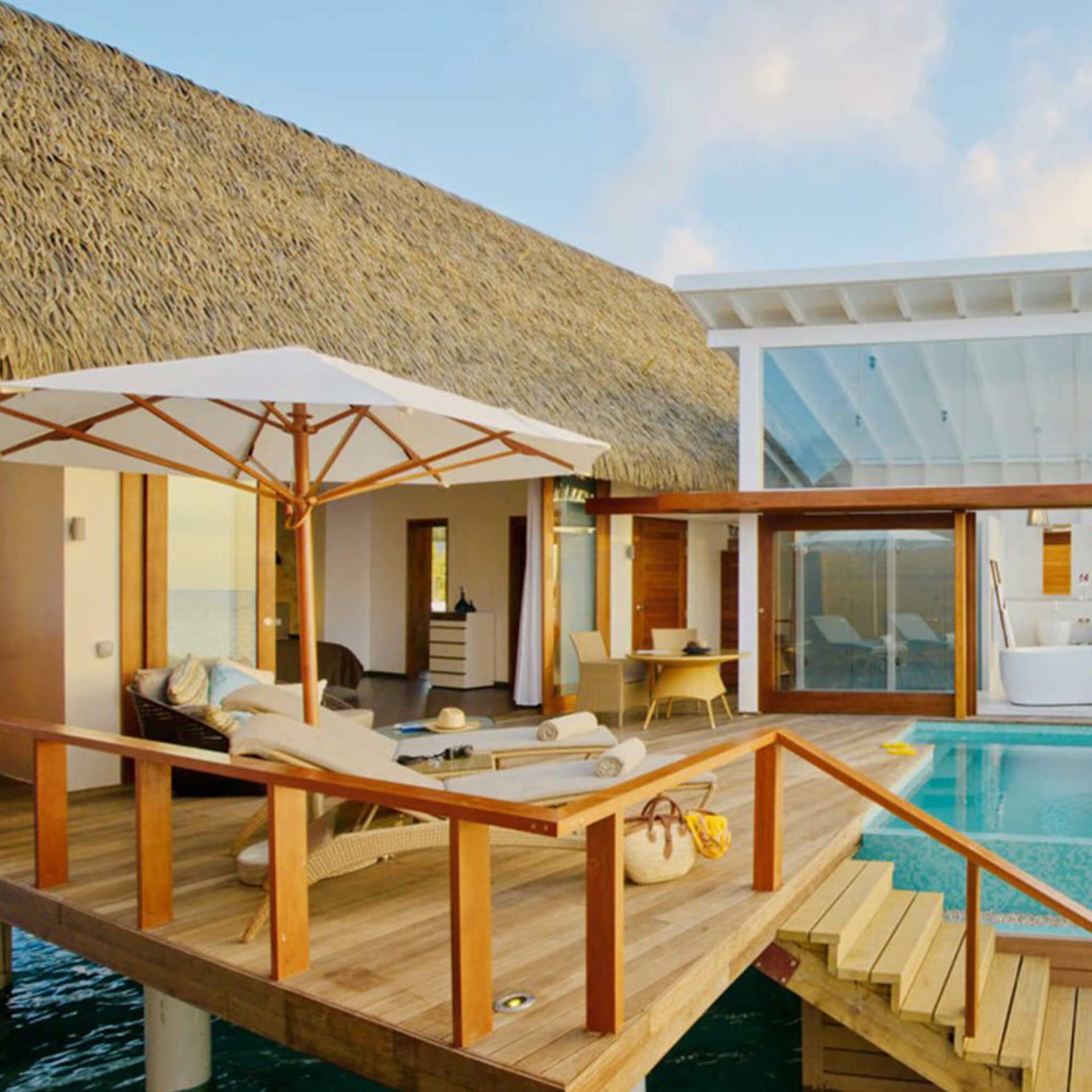 Resort dans les Caraïbes avec une toiture en feuilles de palmier - Boutique Palmex